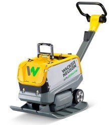 APU3360e.jpg WACKER NEUSON APU 3360e – Akku Rüttelplatte reversierbar mit 229 kg – Bild 1