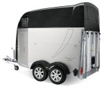 Humbaur Xanthos Aero 2700 S Aerodynamischer Bug | EquiDrive® PLUS S Fahrwerk – Bild 11